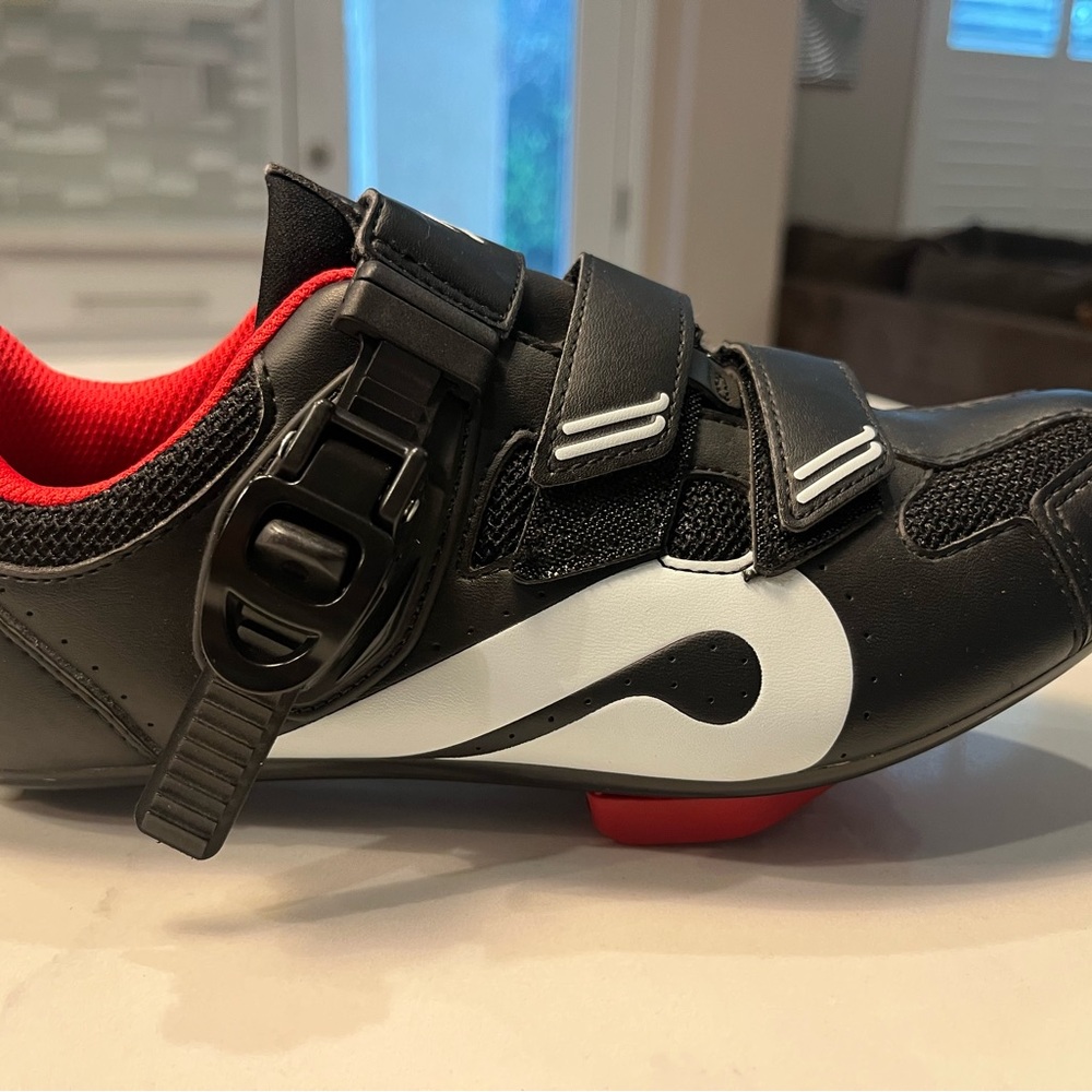Peloton Cycling Shoes Size EU 38, US Women’s Sz 7, US Men’s 5.5, Like New